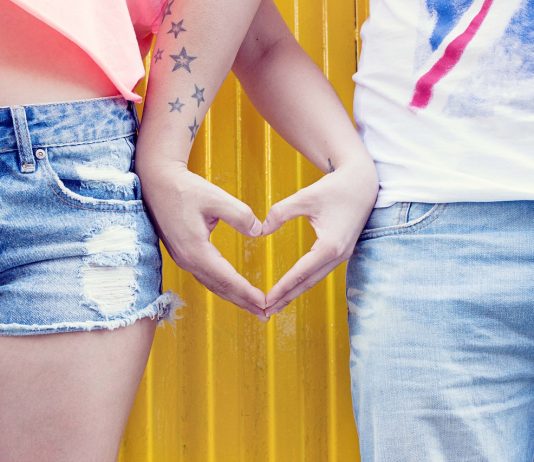 La rimozione dei tatuaggi e la psicologia del cambiamento: l’impatto emotivo di liberarsi di un tatuaggio indesiderato rimozione dei tatuaggi