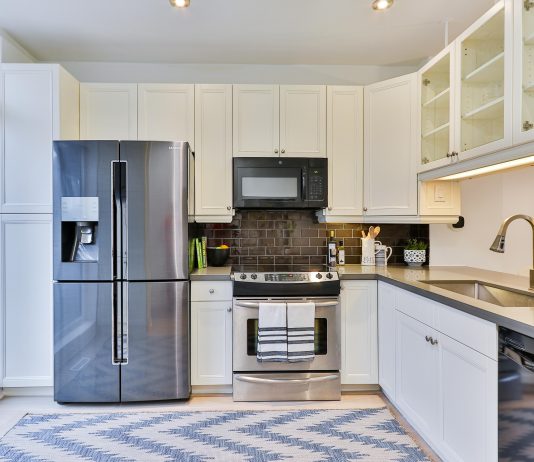 Riparare un vecchio elettrodomestico: come capire se si tratta di una scelta conveniente Riparare vecchio elettrodomestico