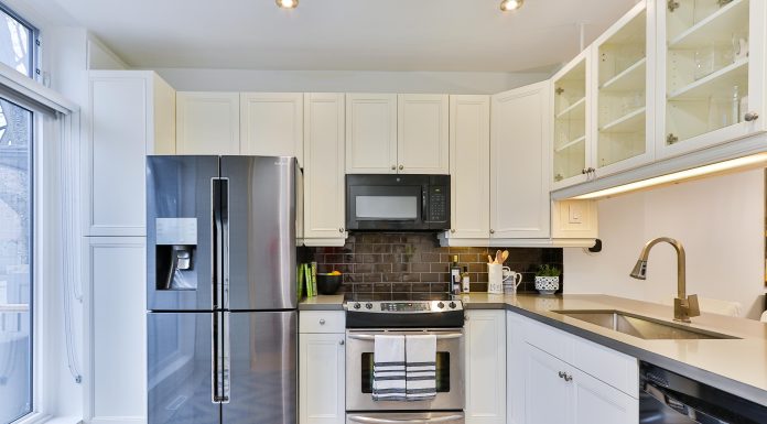 Riparare un vecchio elettrodomestico: come capire se si tratta di una scelta conveniente Riparare vecchio elettrodomestico